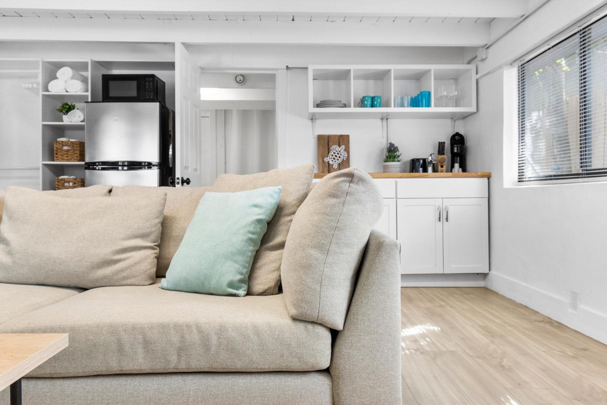 Alani Bay Designer Condos Форт-Лодердейл Экстерьер фото